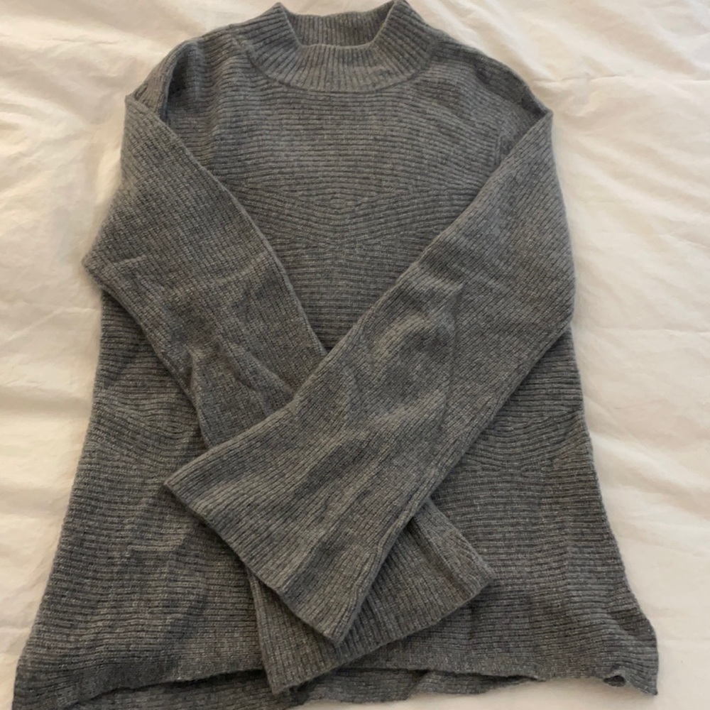 Grey cashmere sweater